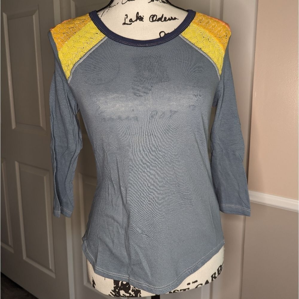 We the Free in the rainbows top